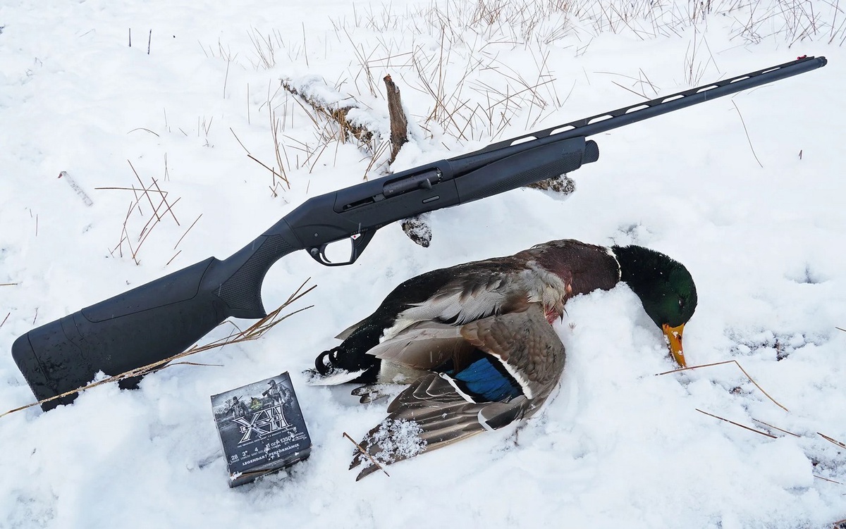Top best hunting rifles of year 2025